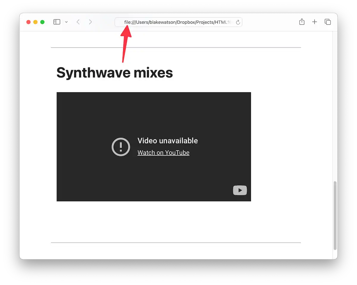 Captura de uma página chamada “Synthwave mixes” com um player de vídeo no centro, mostrando a mensagem “Video unavailable. Watch on YouTube.” No topo, a barra de endereço indica o caminho de um arquivo local.